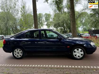 Ford Mondeo 2.0-16V Business Edition AIRCO!AUTOMAAT!APK!KOOPJE