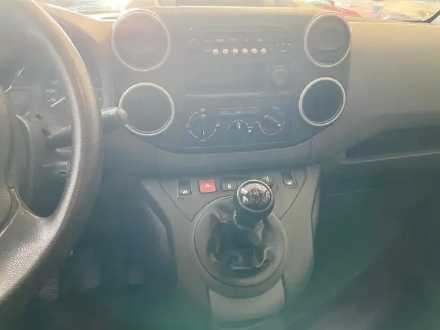 Peugeot Partner view 11
