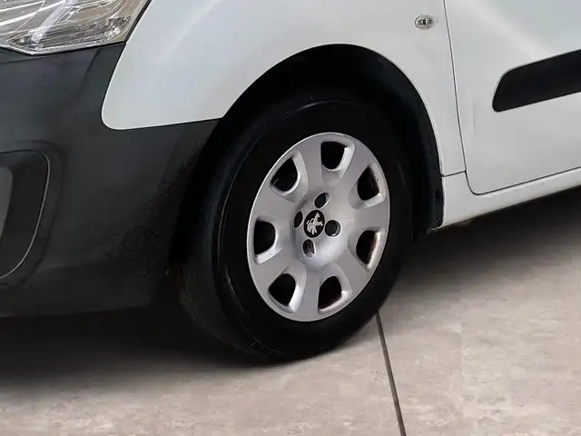 Peugeot Partner view 15
