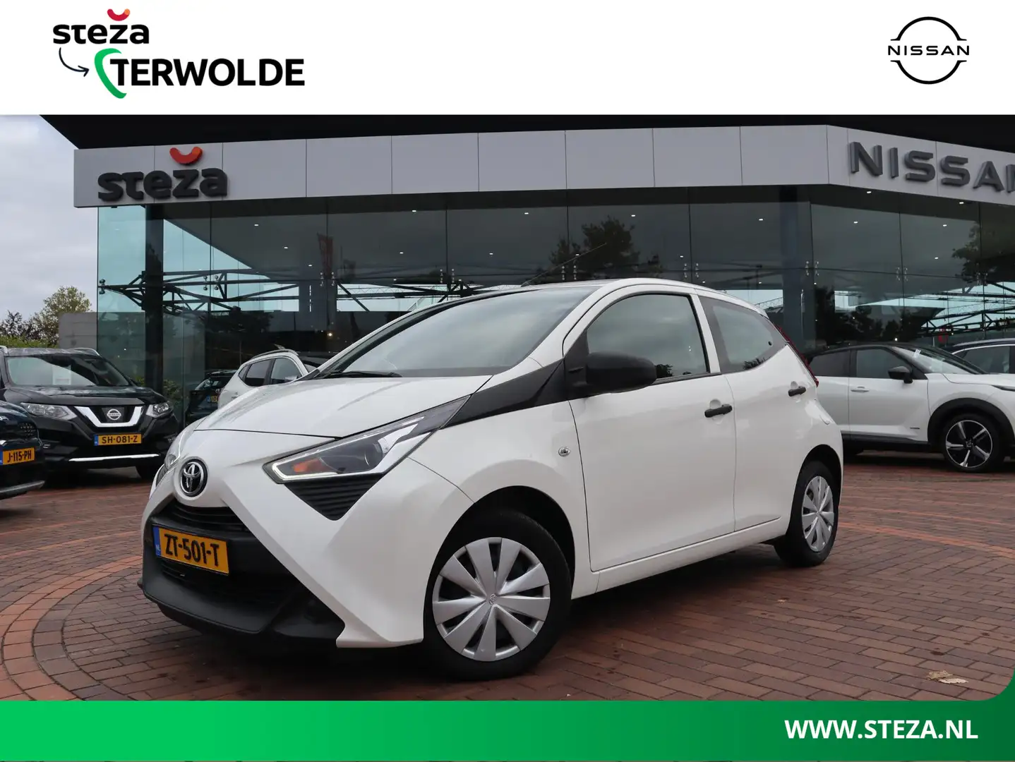 Toyota Aygo 1.0 VVT-i x-fun | Airco | Bluetooth | Wit - 1