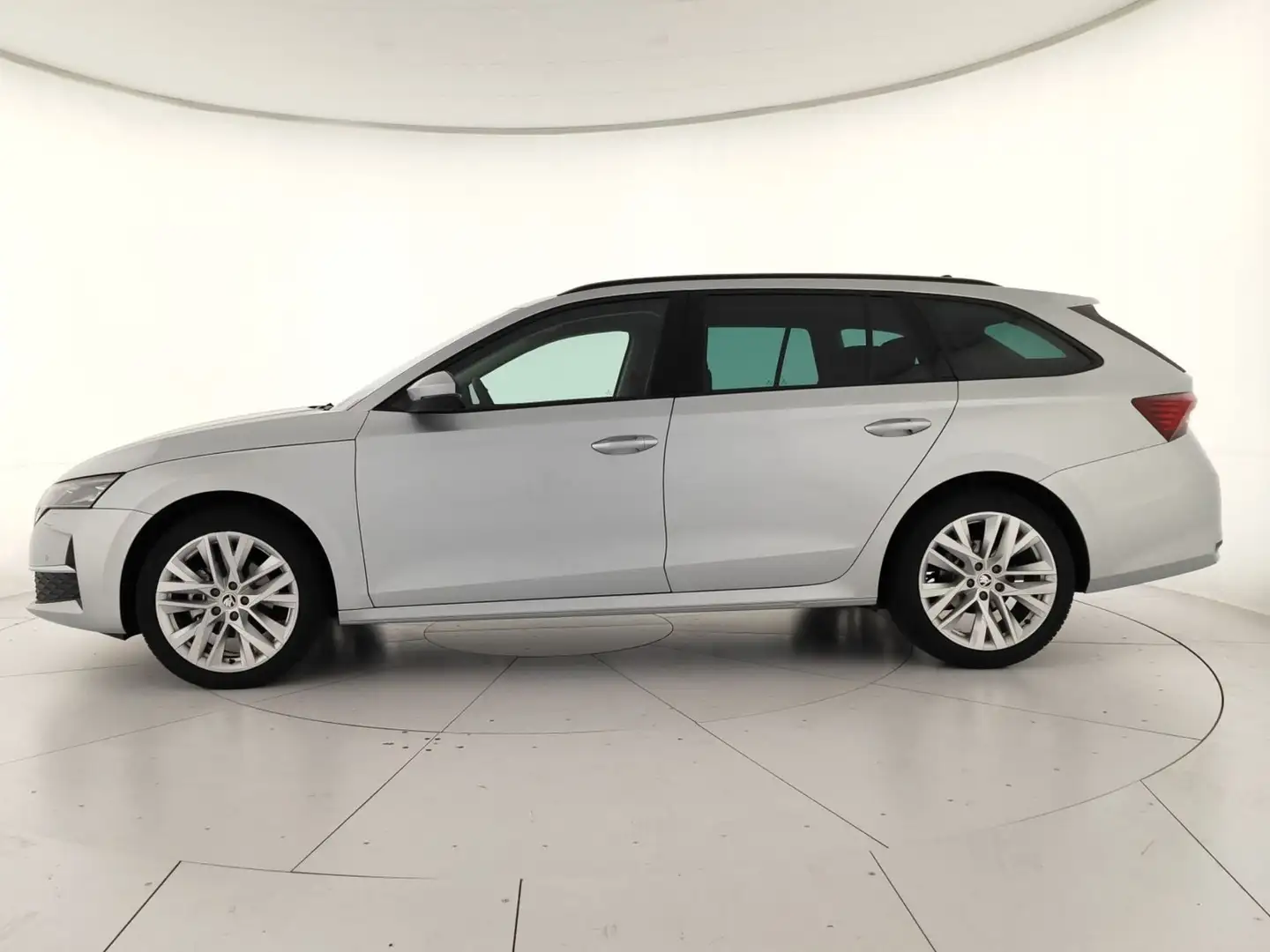 Skoda Octavia wagon 2.0 tdi 150cv executive dsg - 2