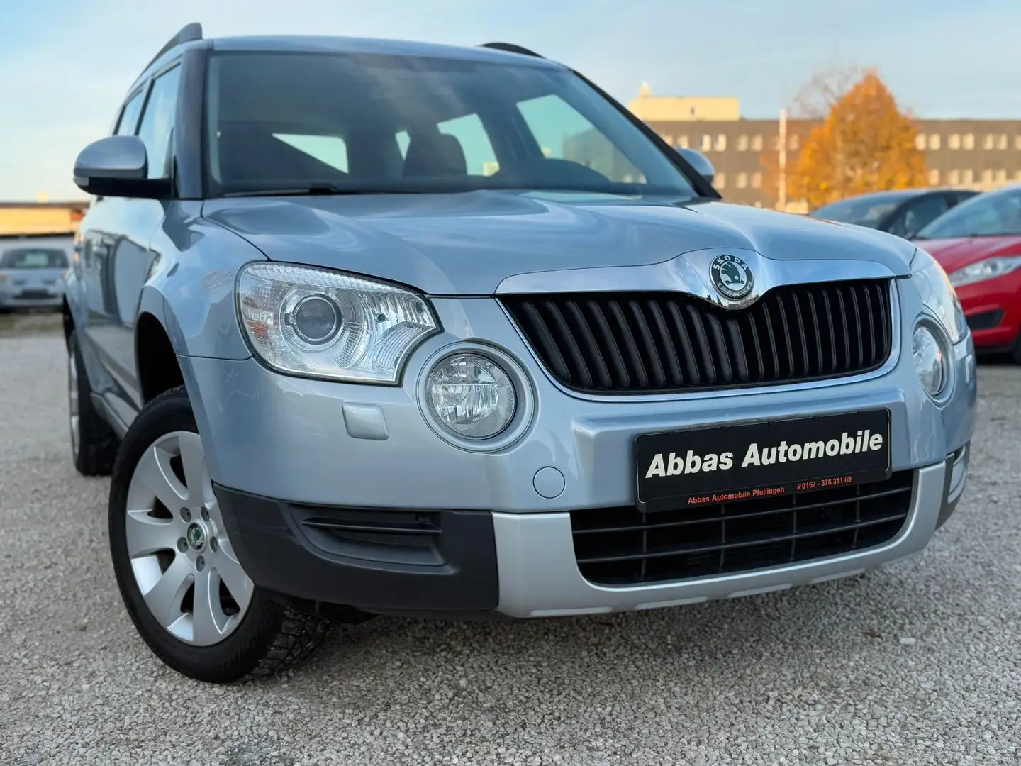 Skoda Yeti Experience 4x4 , AHK, Xenon, 8-Fachb. Bleu - 2