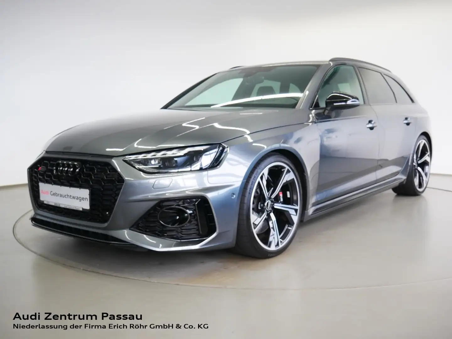 Audi RS4 RS 4 Avant tiptr. MATRIX PANO HEAD-UP virt. Cock.+ Grau - 1