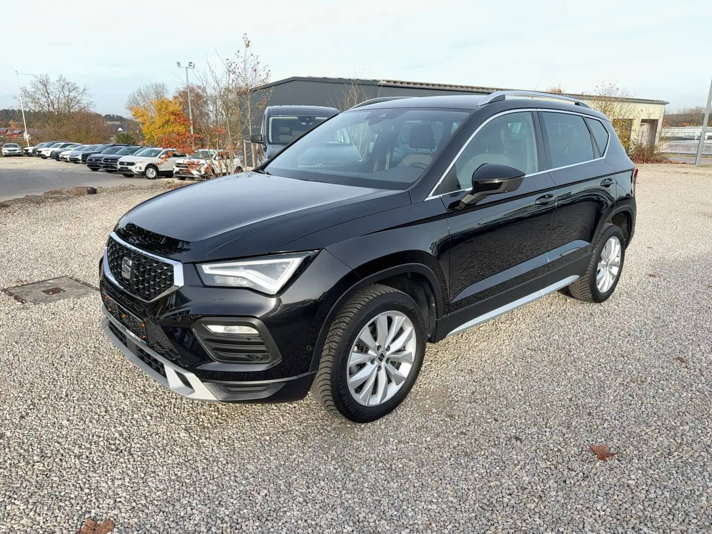 SEAT Ateca Xperience TSi CarPlay/ACC/LED/PDC/Kamera Schwarz - 2