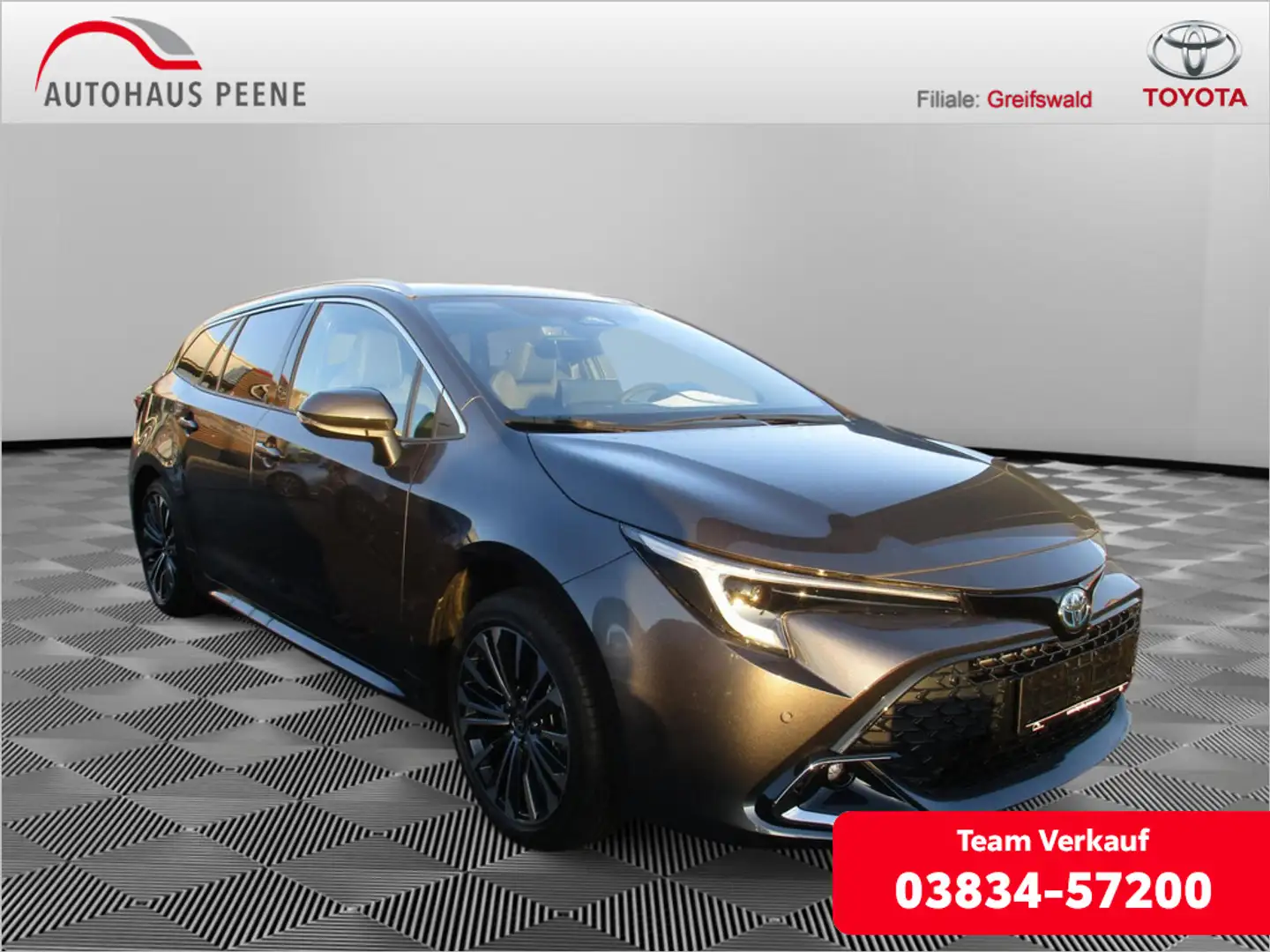 Toyota Corolla Touring Sports 2.0 Hybrid Team D LED Grau - 1