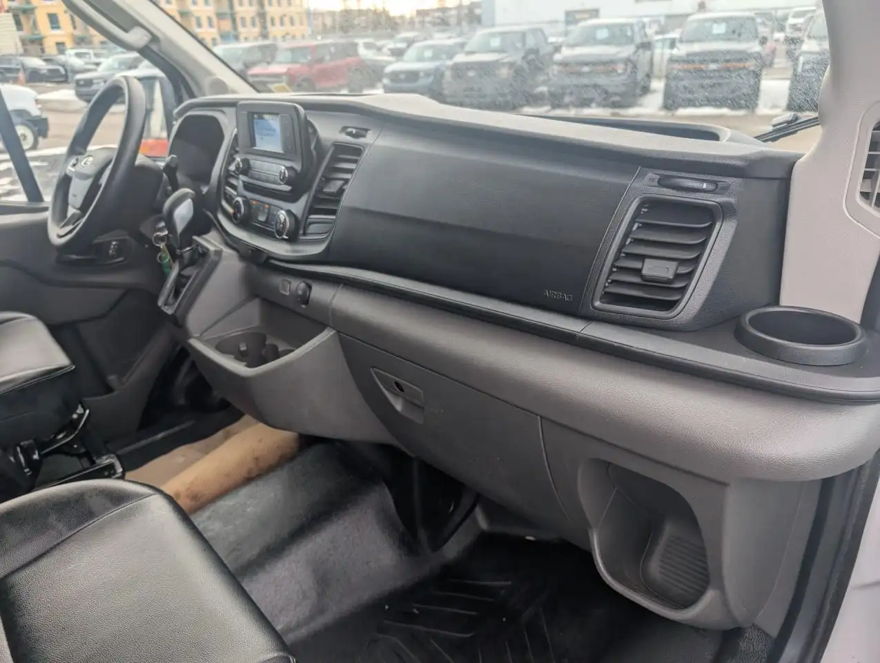 Ford Transit Cargo Van снимка Ford Transit Cargo Van