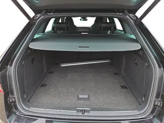 Skoda Superb view 14