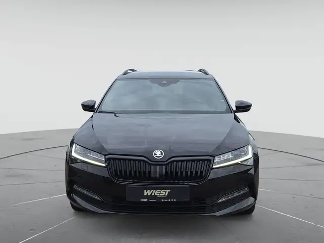 Skoda Superb view 2