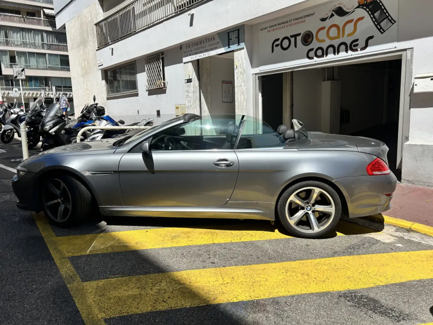 BMW 650 (E64) 650CI 367CH LUXE Gris - 2