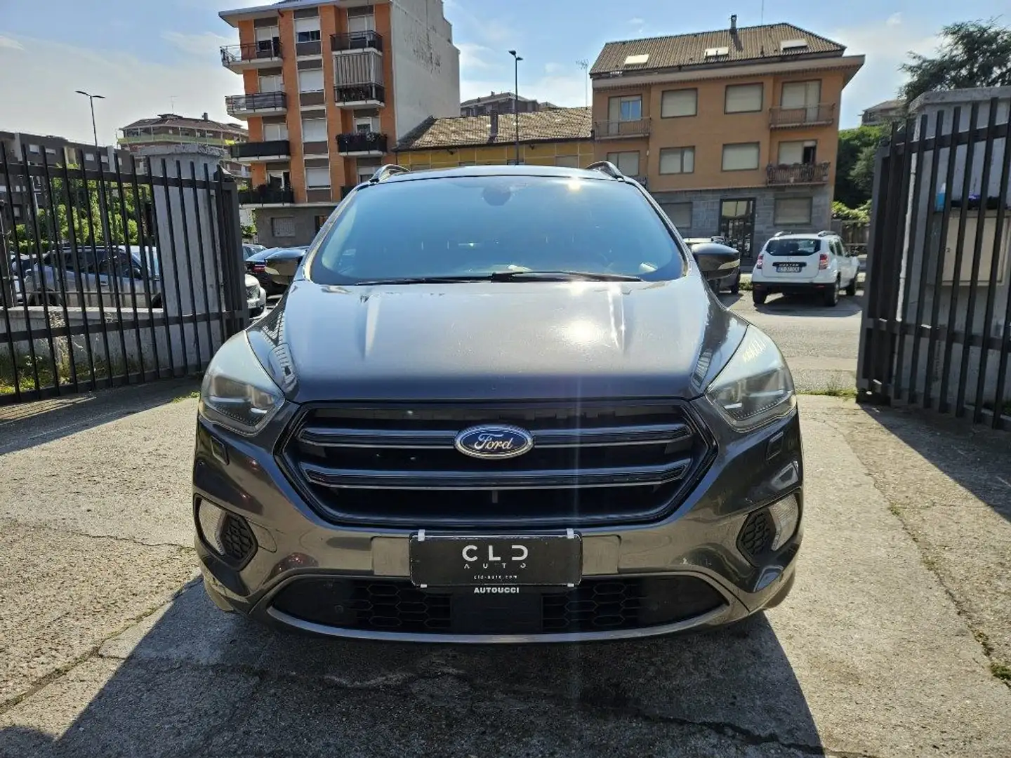 Ford Kuga 1.5 TDCI 120 CV S&S 2WD ST-Line Grigio - 2