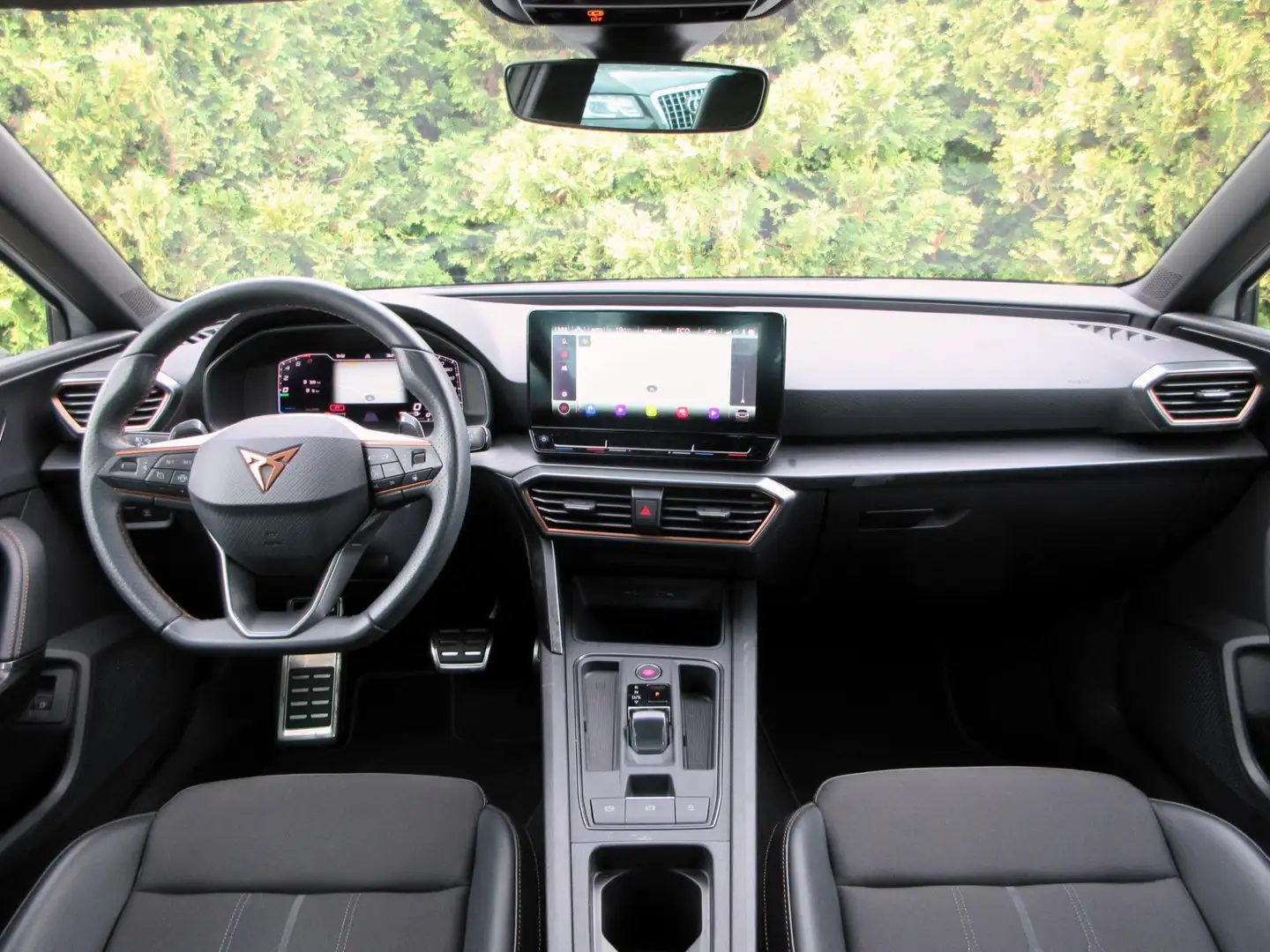 CUPRA Leon 1.4 e-Hybrid VZ Business*Virt. cockpit*Sfeer*19 in Wit - 2