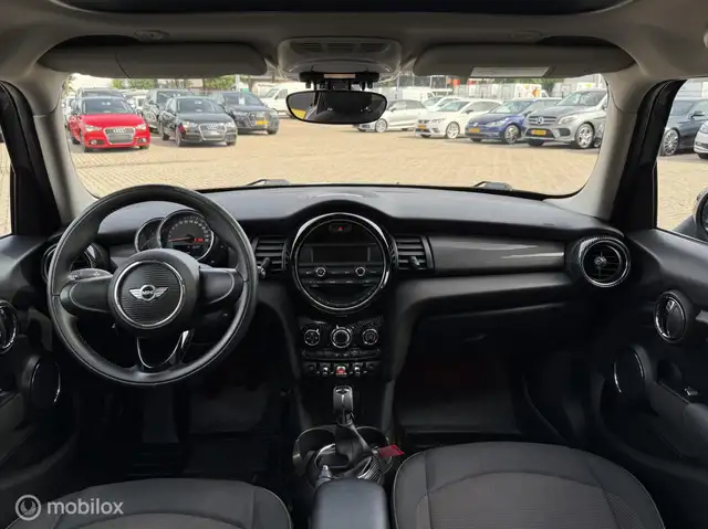Mini Hatch view 2