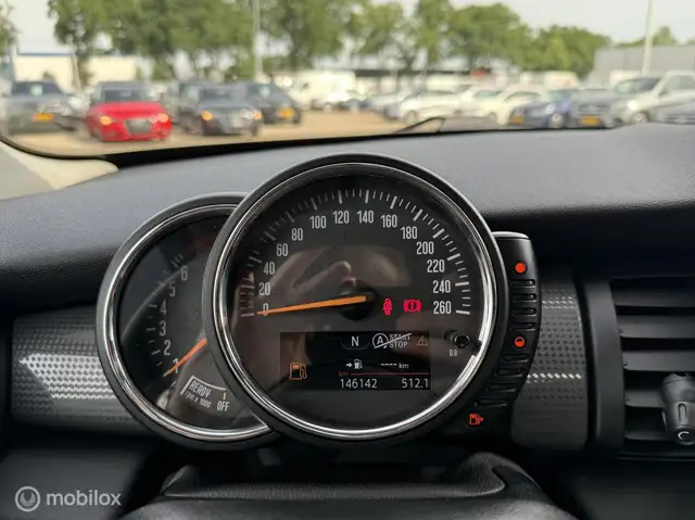 Mini Hatch view 15