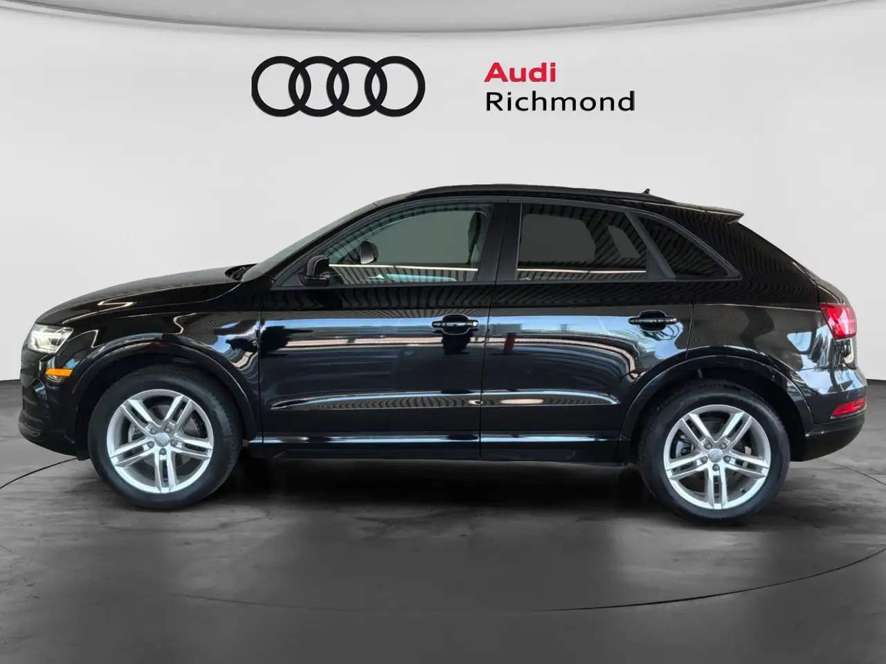 Audi Q3 снимка Audi Q3