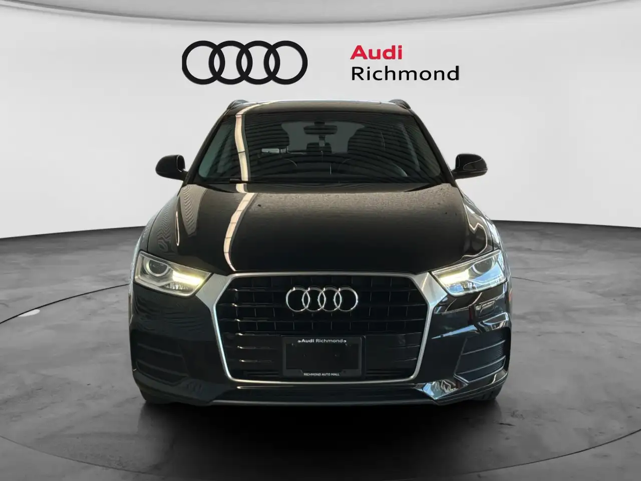 Audi Q3 снимка Audi Q3