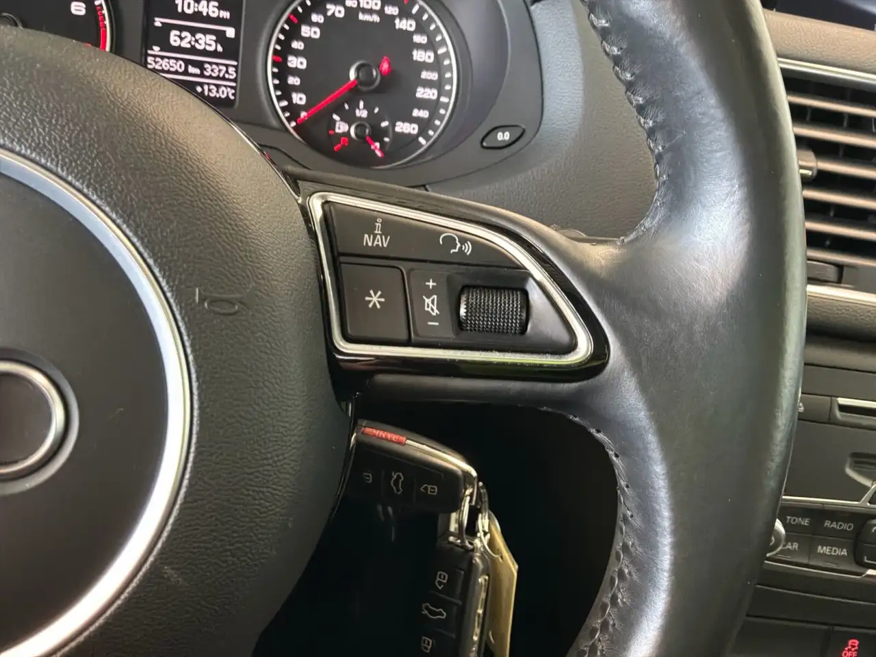 Audi Q3 снимка Audi Q3