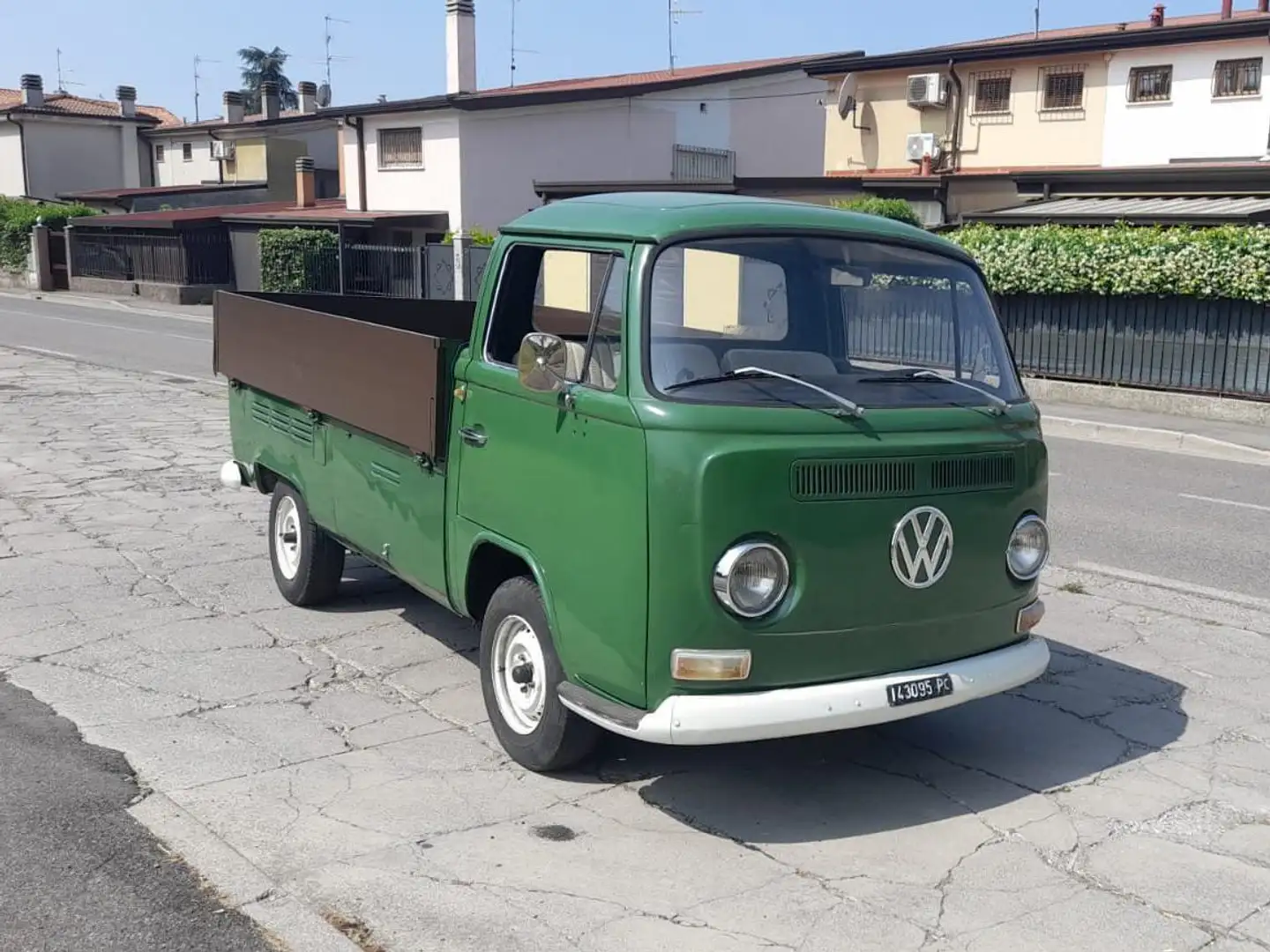 Volkswagen T2 Verde - 2
