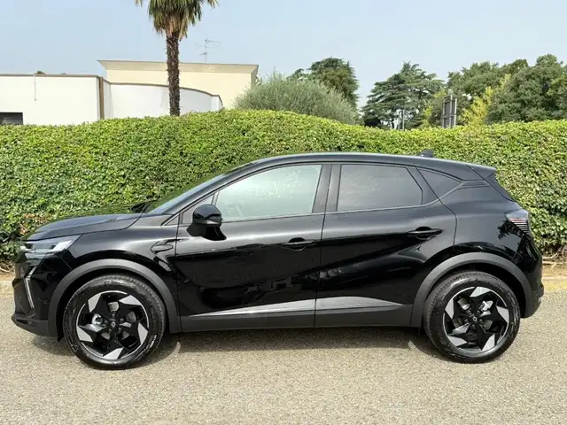 Renault Captur view 4