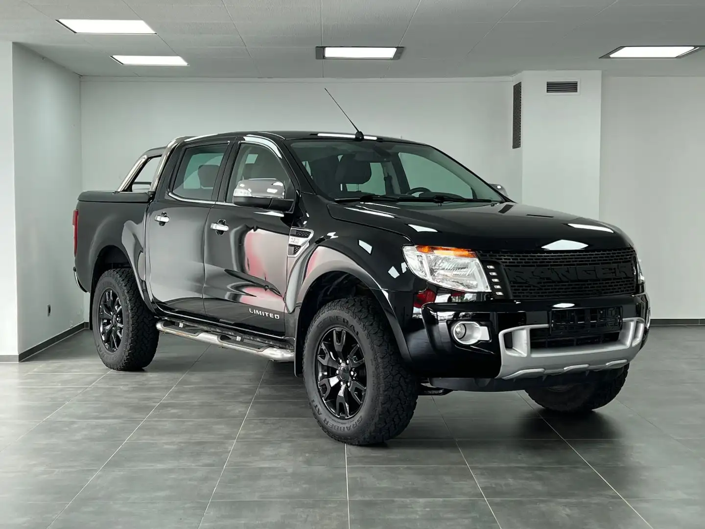 Ford Ranger Limited Doppelkabine 4x4/NAVI/AHK/KAM/SHZ Schwarz - 1