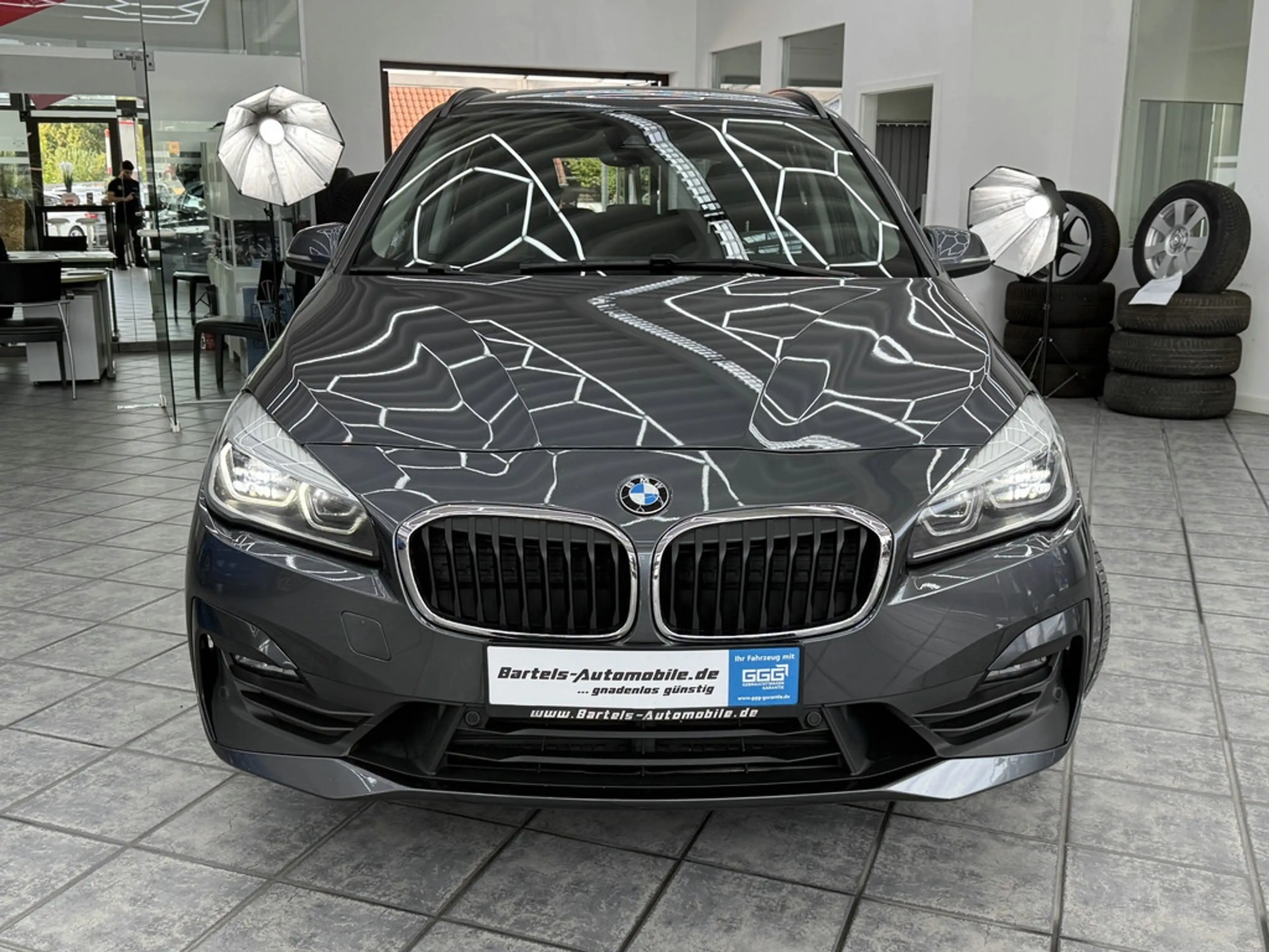 BMW 220 dA xDrive Advantage, 7-Sitzer — photo 3