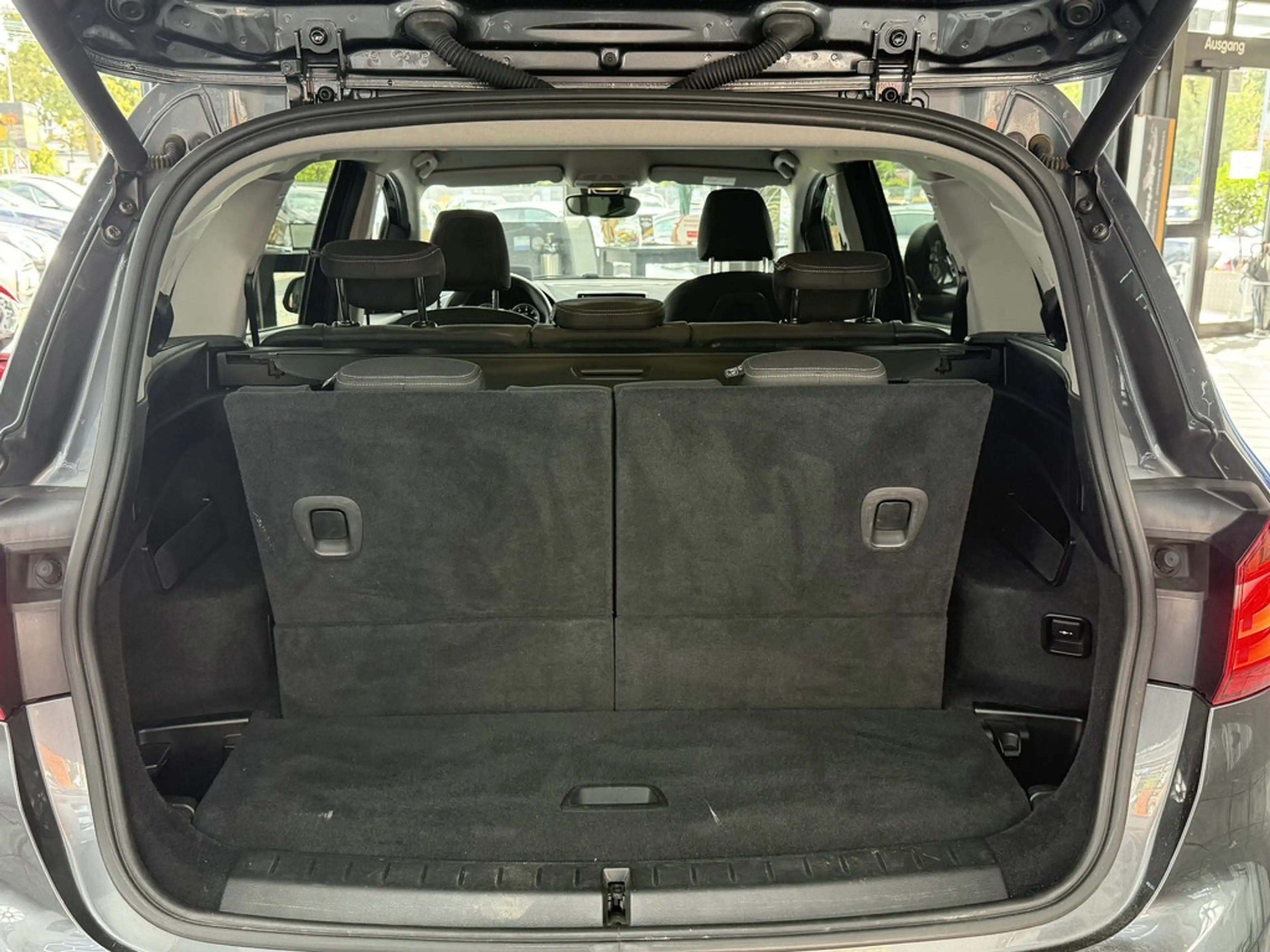 BMW 220 dA xDrive Advantage, 7-Sitzer — photo 15