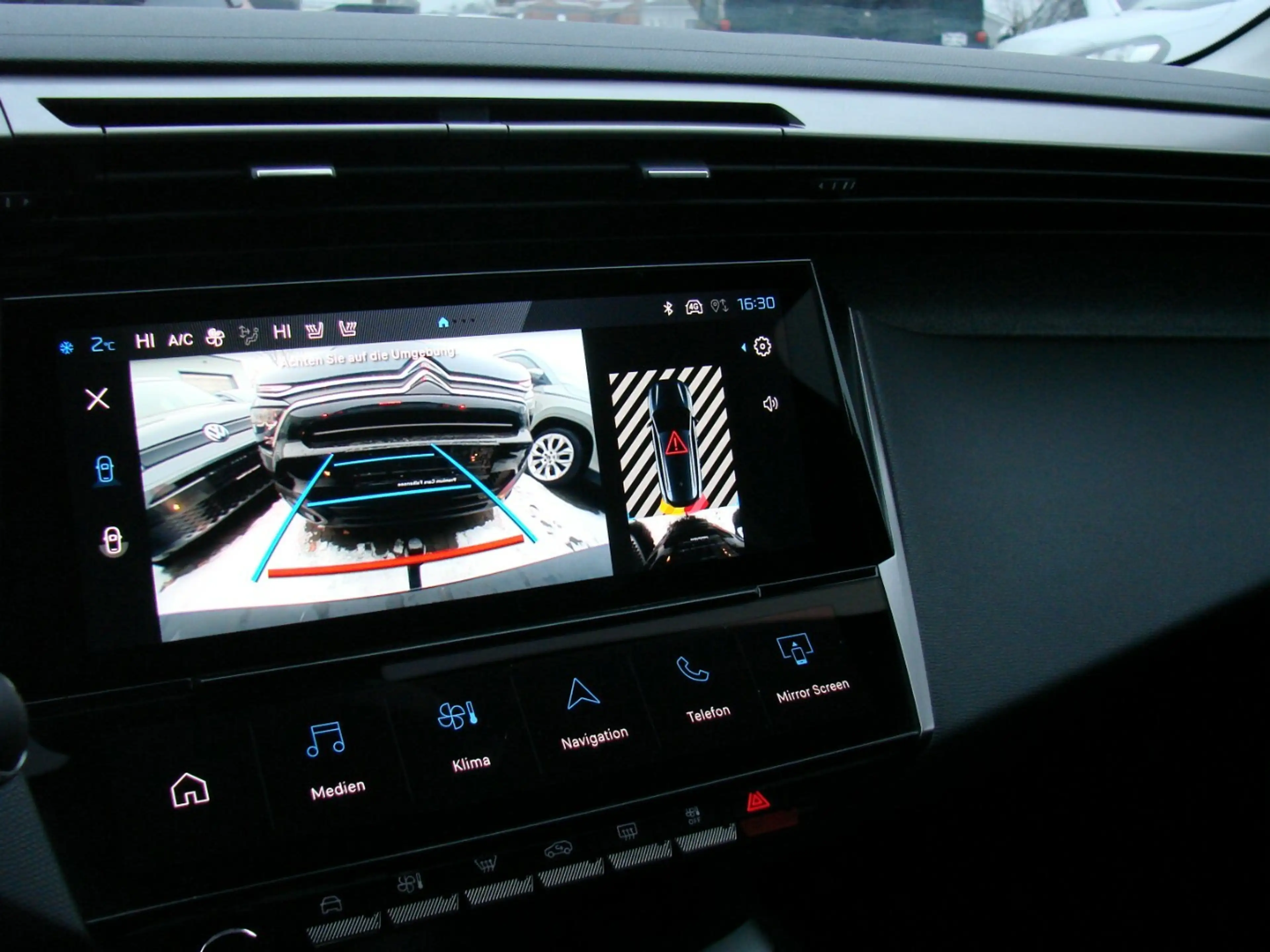 Peugeot 308 1.5L Allure ACC AHK LED Navi Kamera — photo 11