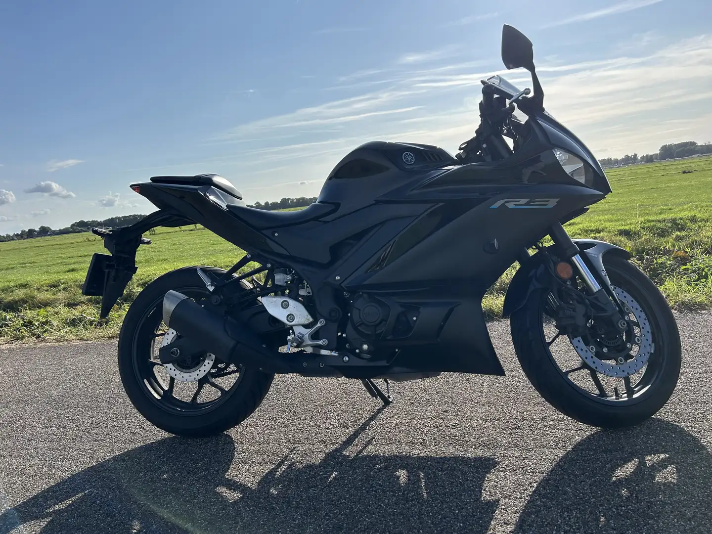Yamaha R 3 Zwart - 1
