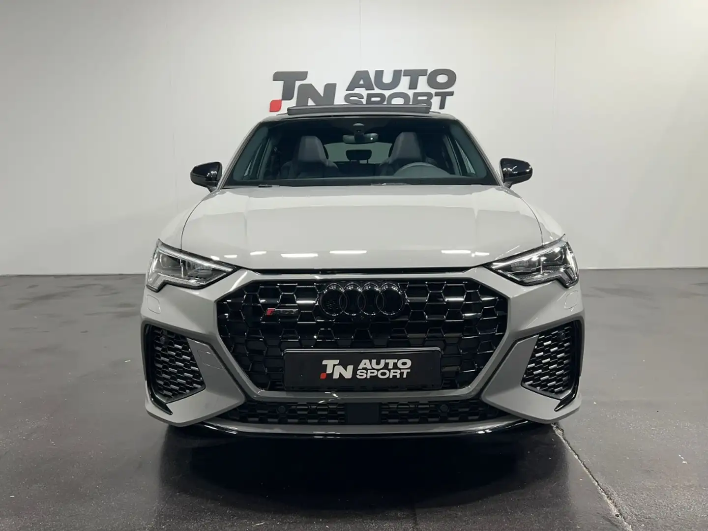 Audi RS Q3 Sportback 2.5 TFSI quattro S tronic Gris - 2