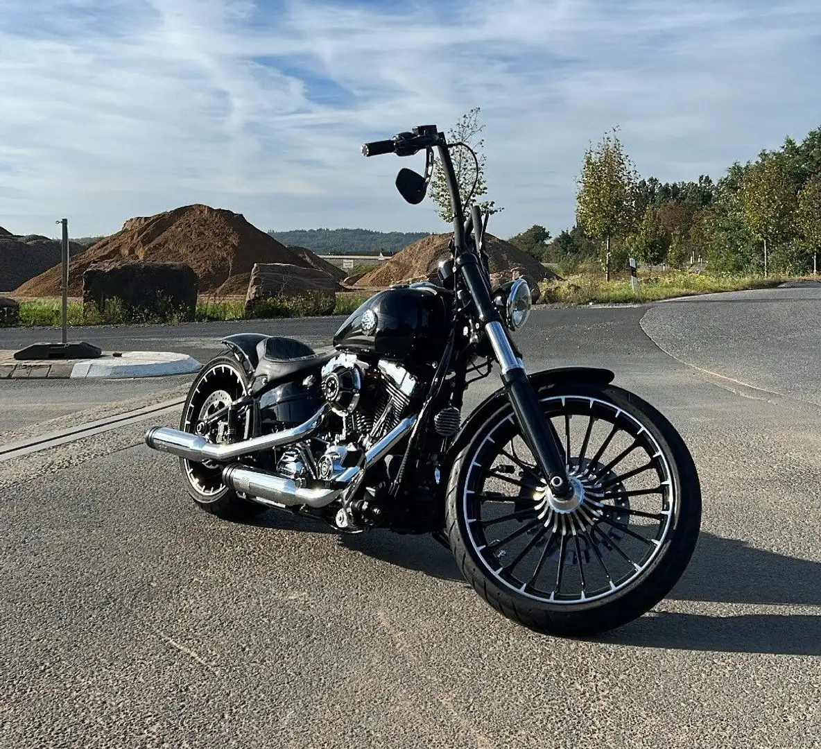 Harley-Davidson Breakout 103 CUI*Custom*Jekill & Hyde Černá - 1