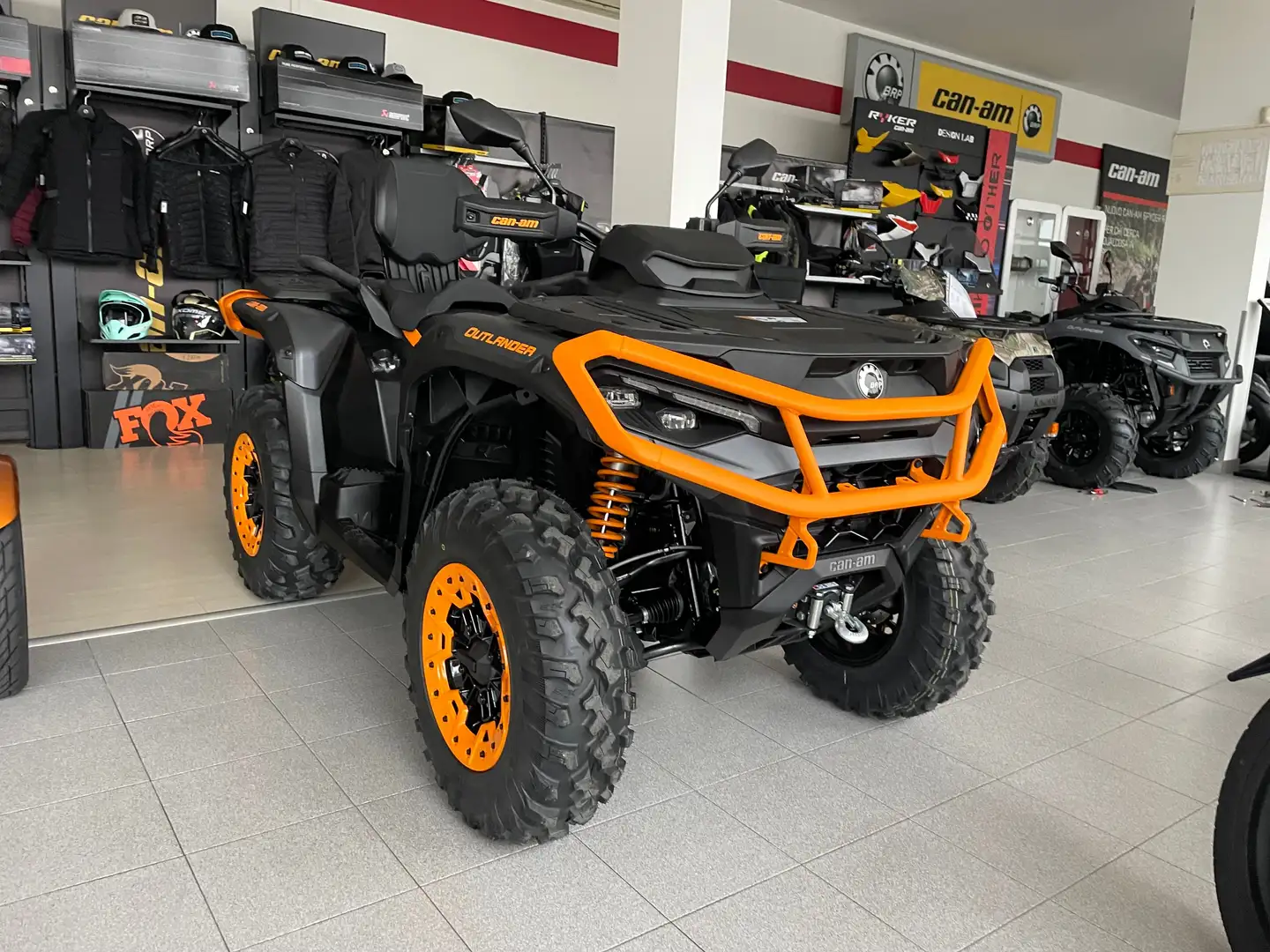 Can-Am Outlander MAX XT-P 1000R Negro - 2