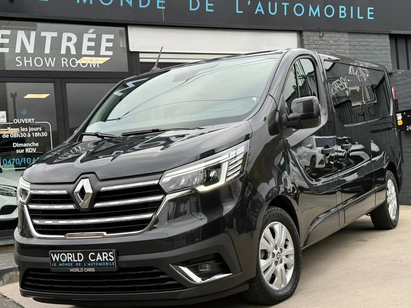 Renault Trafic 2.0 DCI 150CV LONG CHASSIS / 8 PLACES / BOITE AUTO Schwarz - 1
