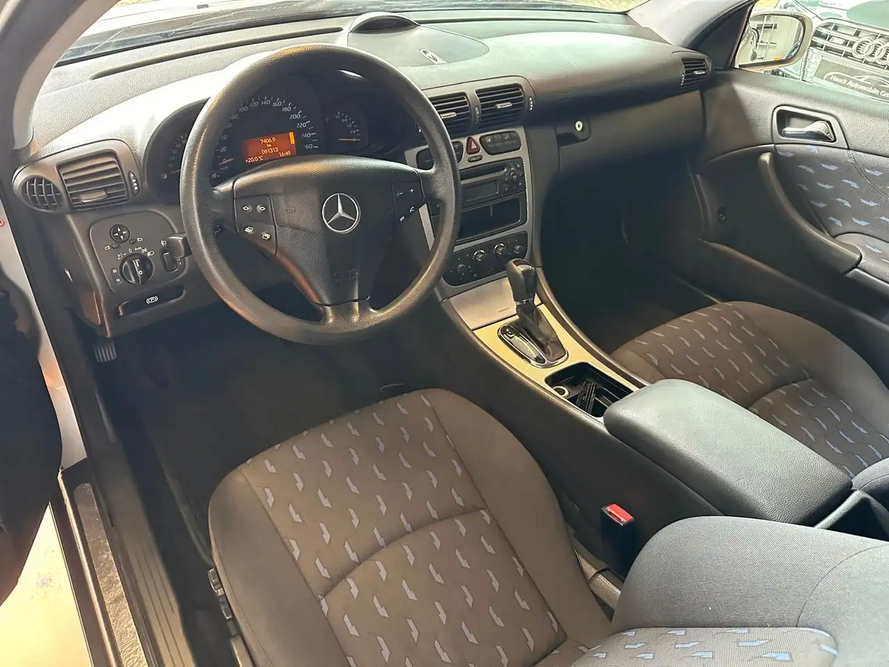 Mercedes-Benz C 230 V 6 /2.Hd/Automatik/91Tkm/MFL/PDC/, foto 9