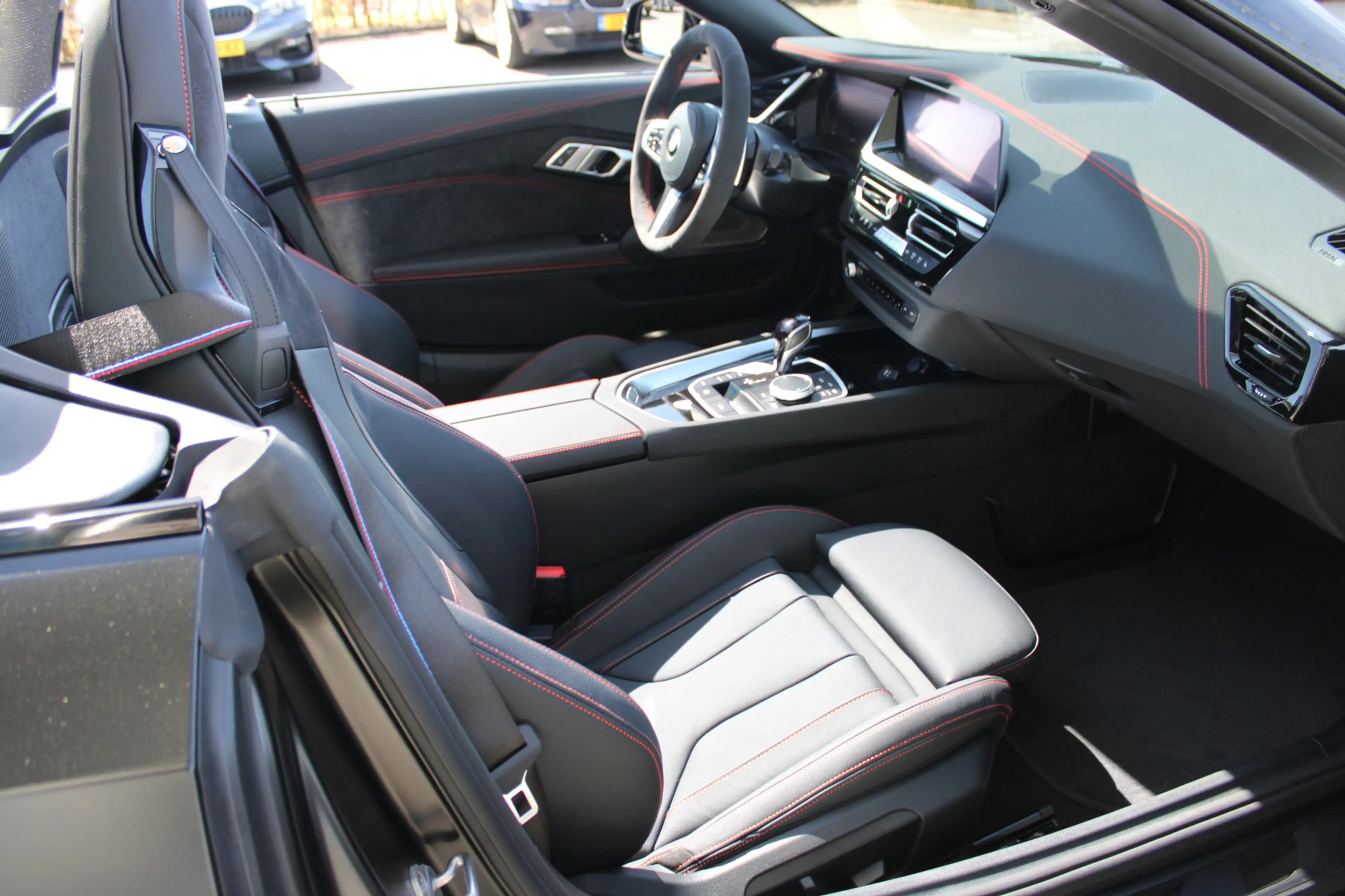 BMW Z4 Roadster sDrive20i Automaat / M Sportstoelen / Ach — photo 4