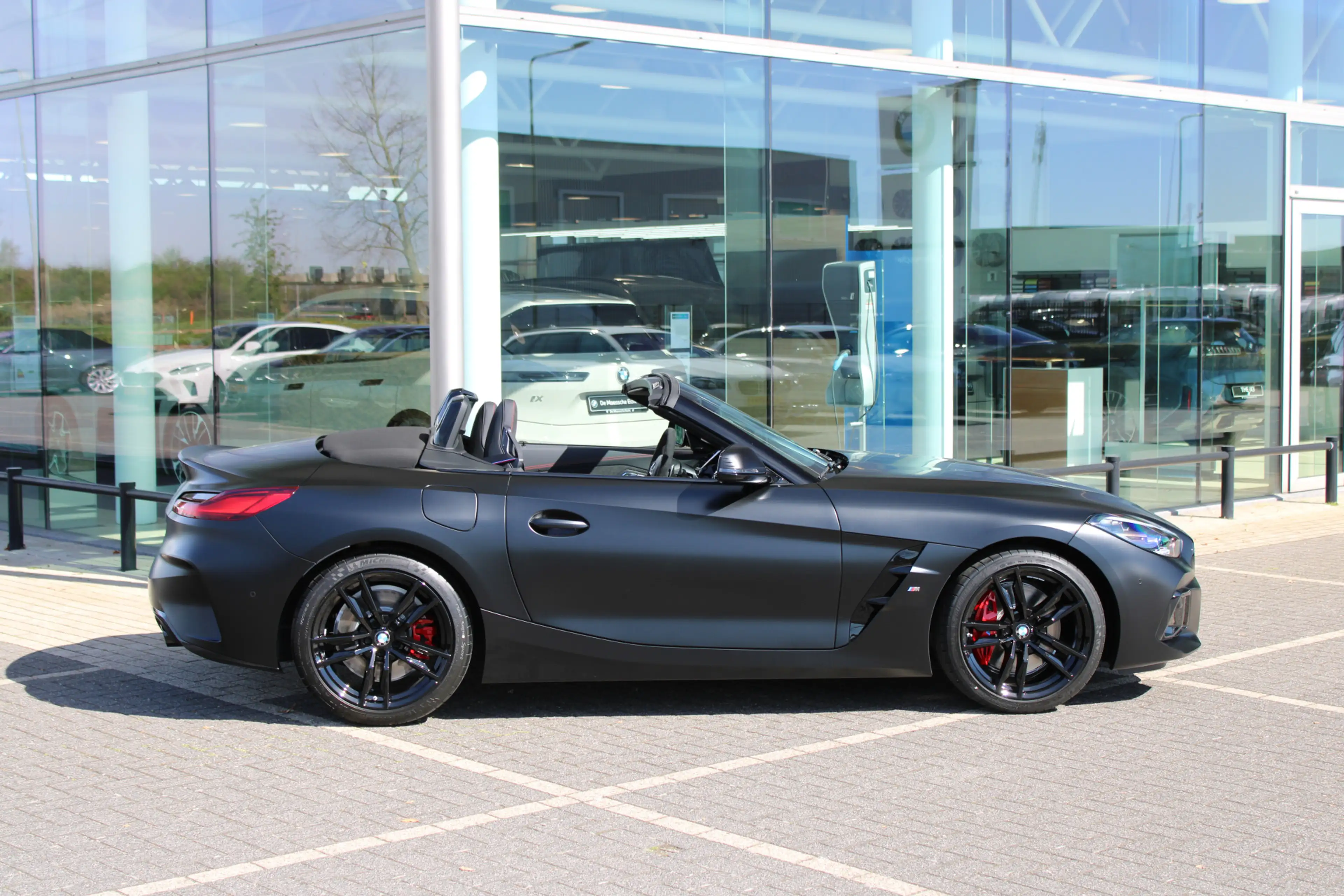 BMW Z4 Roadster sDrive20i Automaat / M Sportstoelen / Ach — photo 3