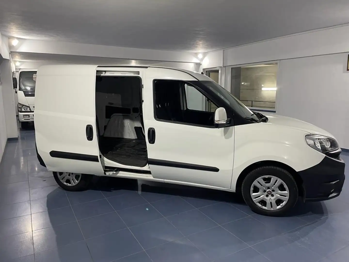 Fiat Doblo Blanc - 2
