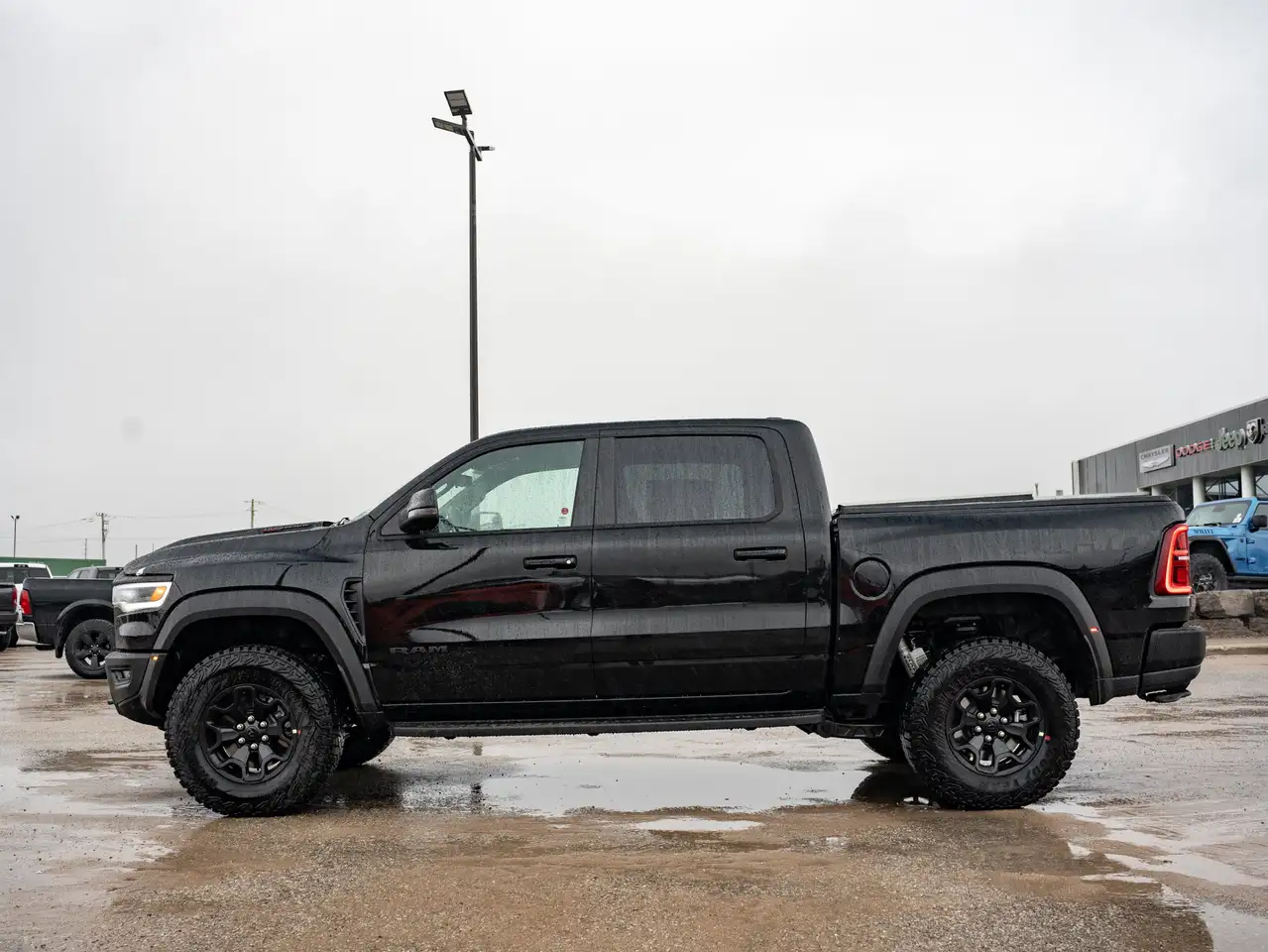 RAM 1500 снимка RAM 1500