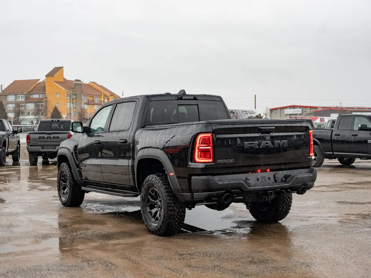 RAM 1500 снимка RAM 1500
