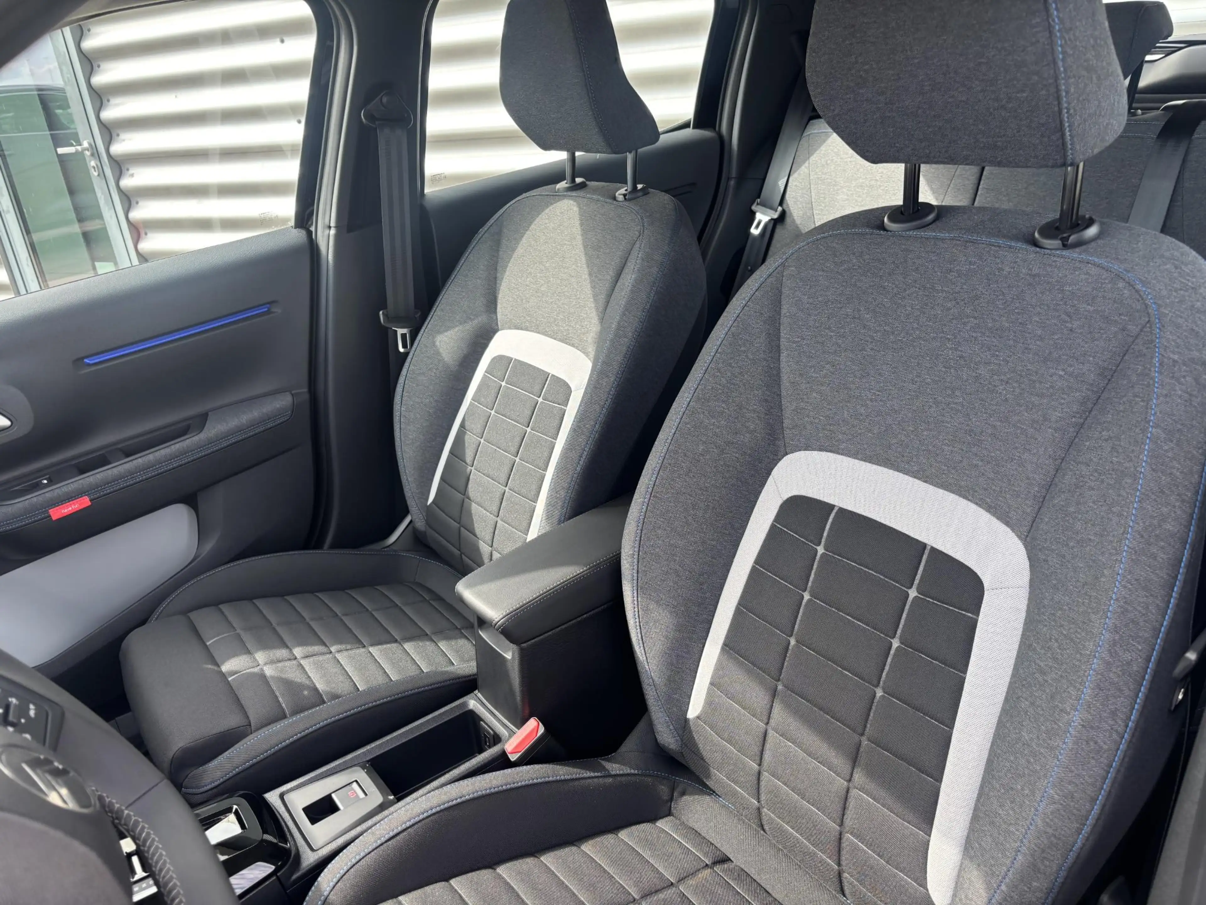 Citroen E-C3 Business 113pk Comfort Range 44 kWh | SOH 96% | Cr — photo 12