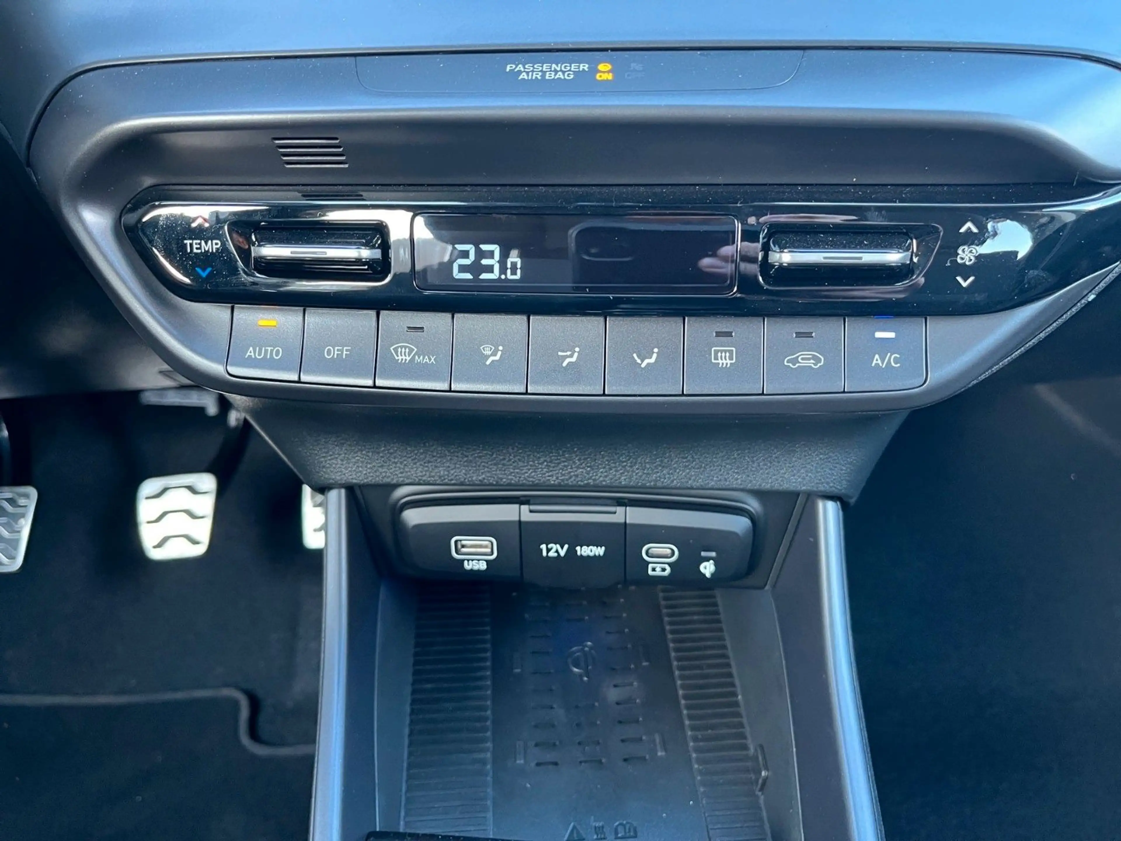 Hyundai BAYON Trend Komfort Navi LED-Licht Sitzheizung — photo 13