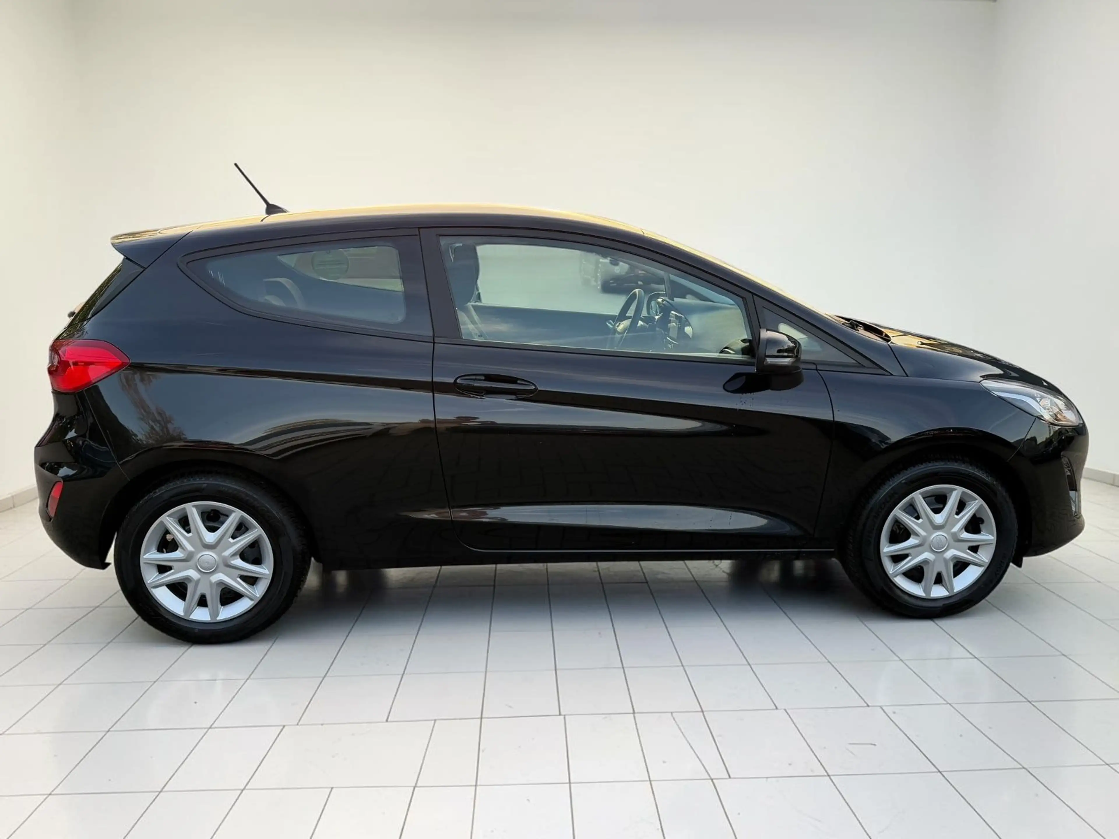 Ford Fiesta Cool & Connect*KLIMA*AHK*KEYLESS*BT*PDC* — photo 7