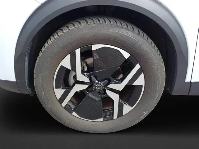 Peugeot 2008 view 8