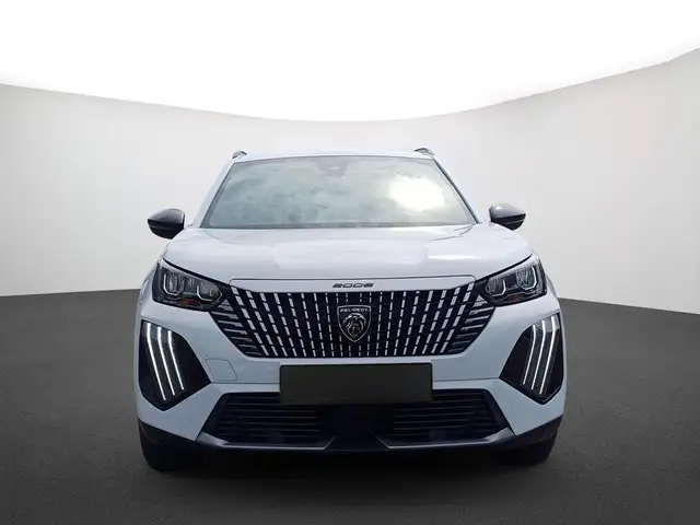 Peugeot 2008 view 2