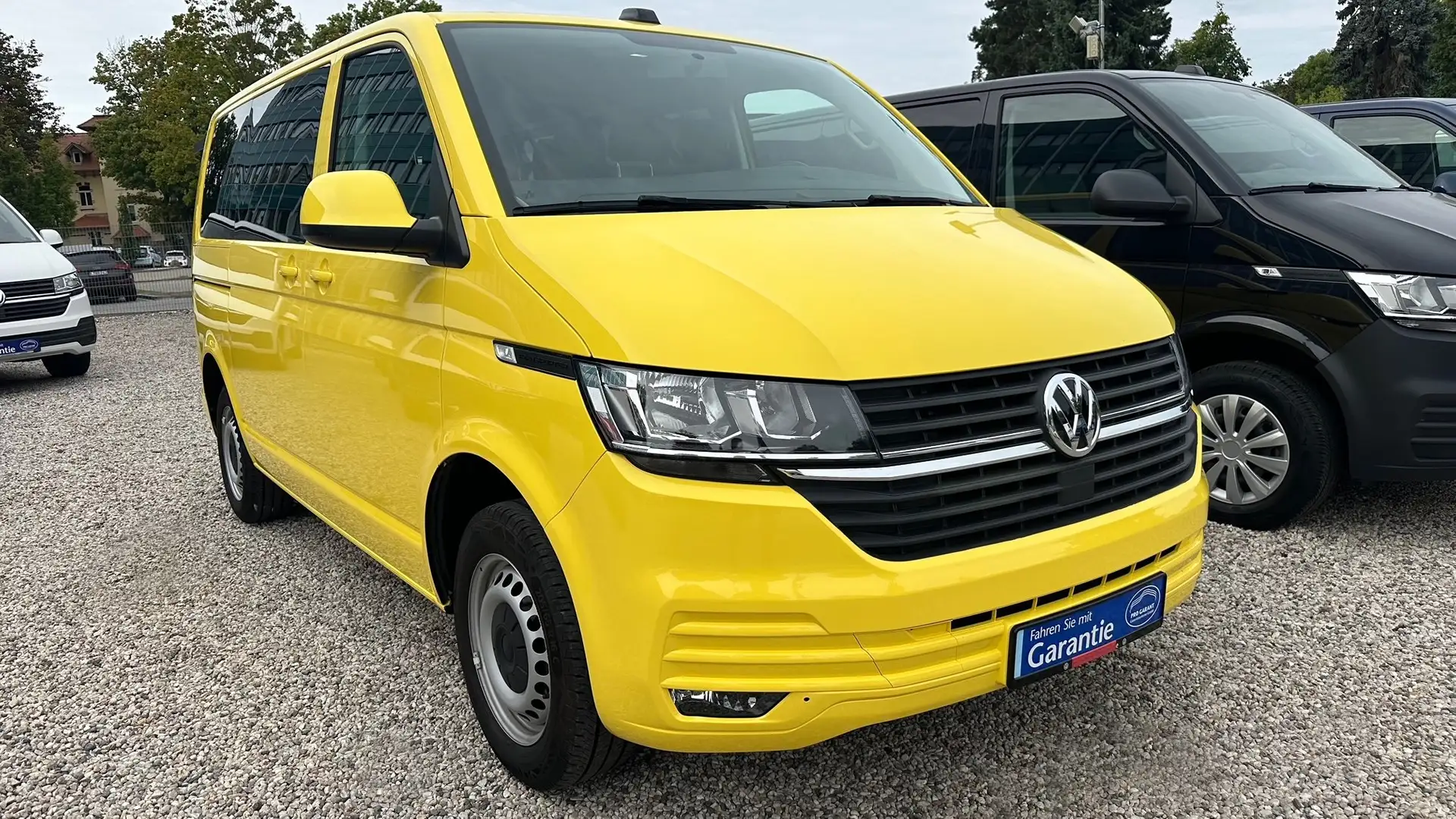 Volkswagen T6.1 Multivan 2,0 TDI *150PS *1.HAND *KR *NAVI+RFK *TEMPOM. *MFL Galben - 1