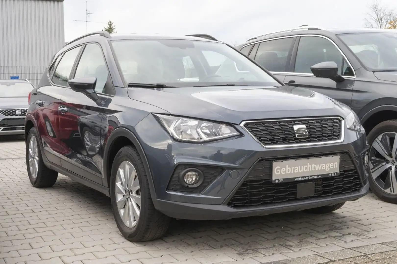 SEAT Arona Style 1.0 TSI Style+Full Link+Ganzjahresre Grigio - 2