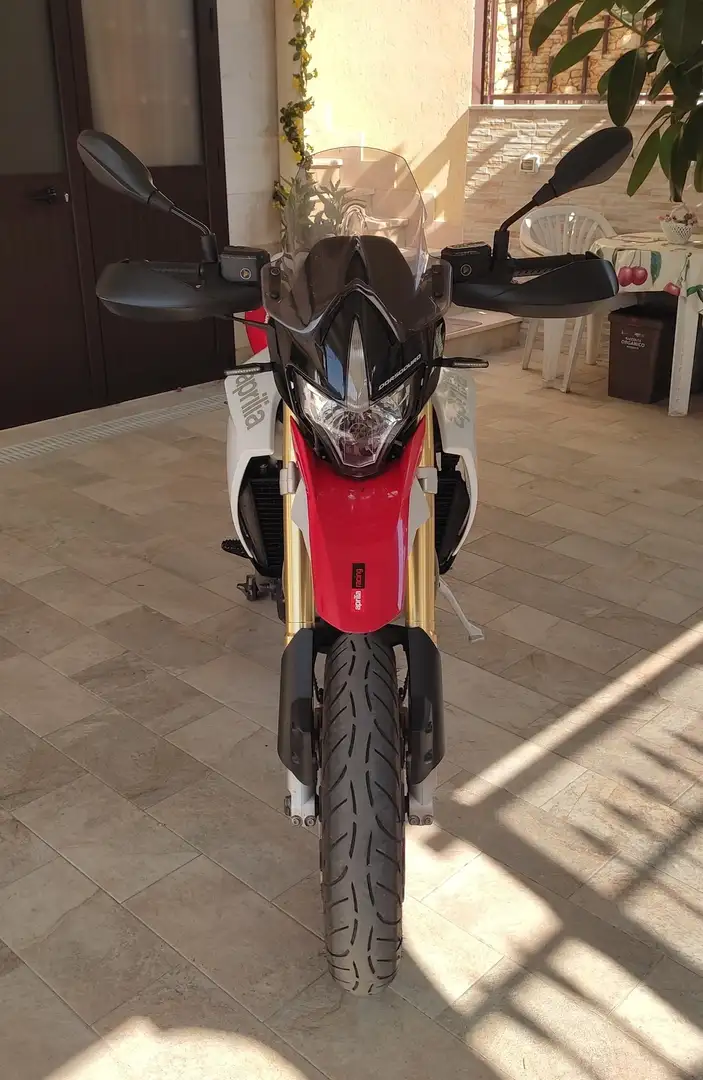 Aprilia Dorsoduro Bílá - 2