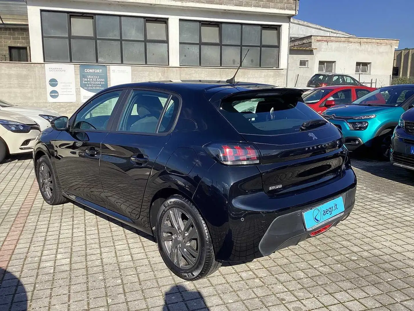 Peugeot 208 2ª serie PureTech 75 Stop&Start 5 porte Active Pac Zwart - 2