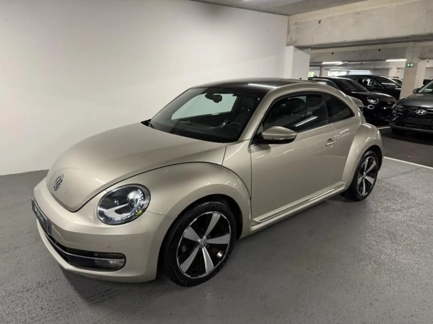 Volkswagen Coccinelle 1.2 TSI 105ch BlueMotion Technology Couture Gris - 1