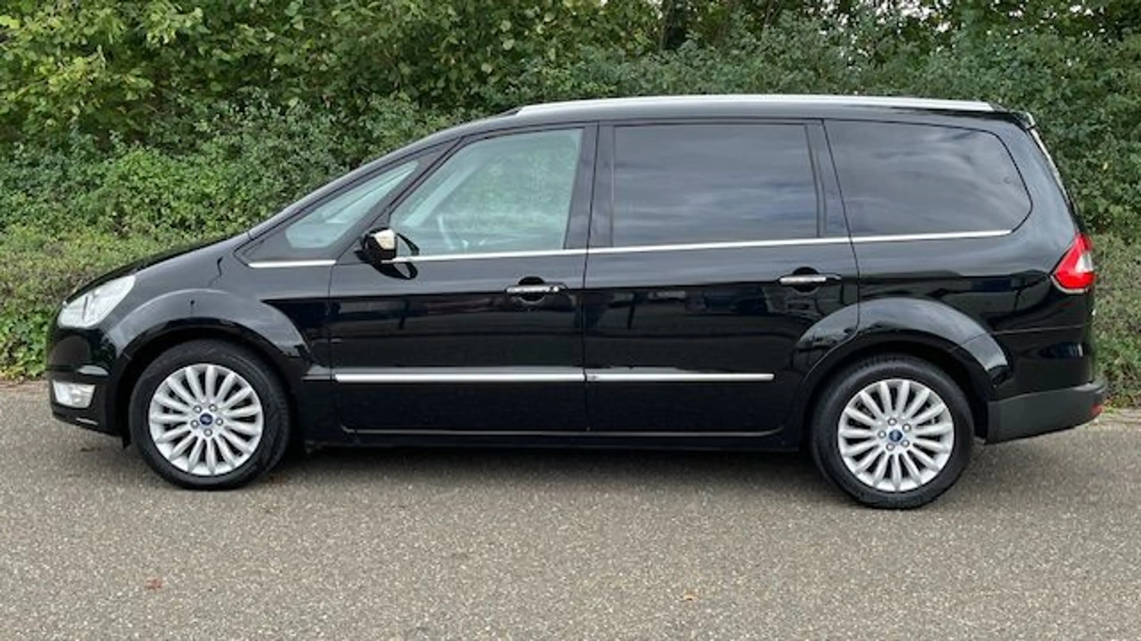 Ford Galaxy 1.6 SCTi Titanium l 7-Persoons — photo 4