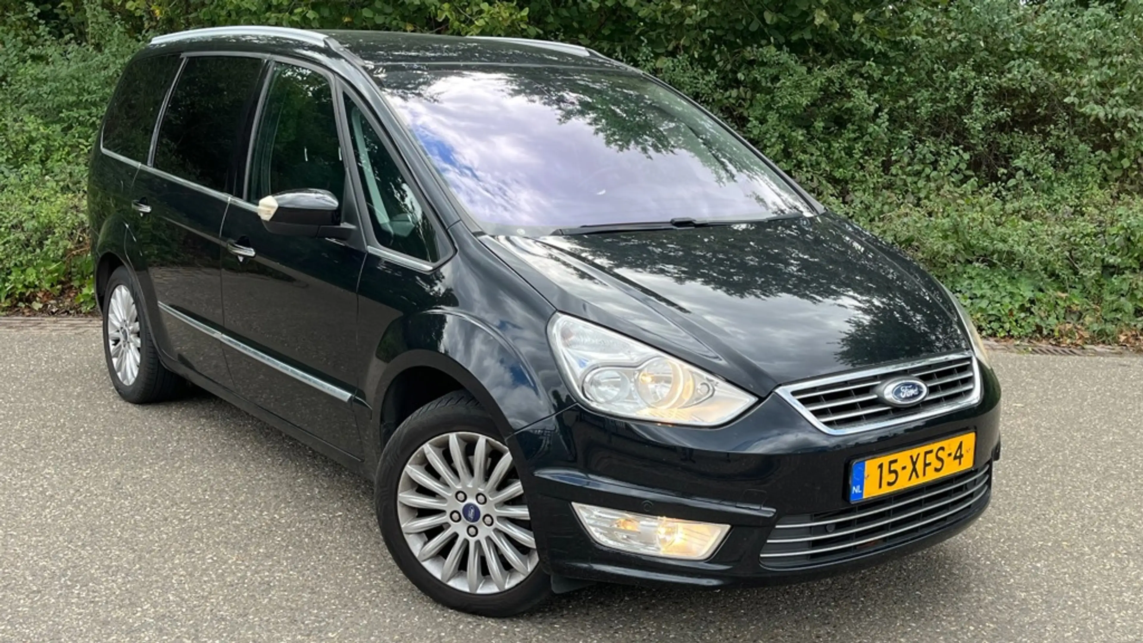 Ford Galaxy 1.6 SCTi Titanium l 7-Persoons — photo 2