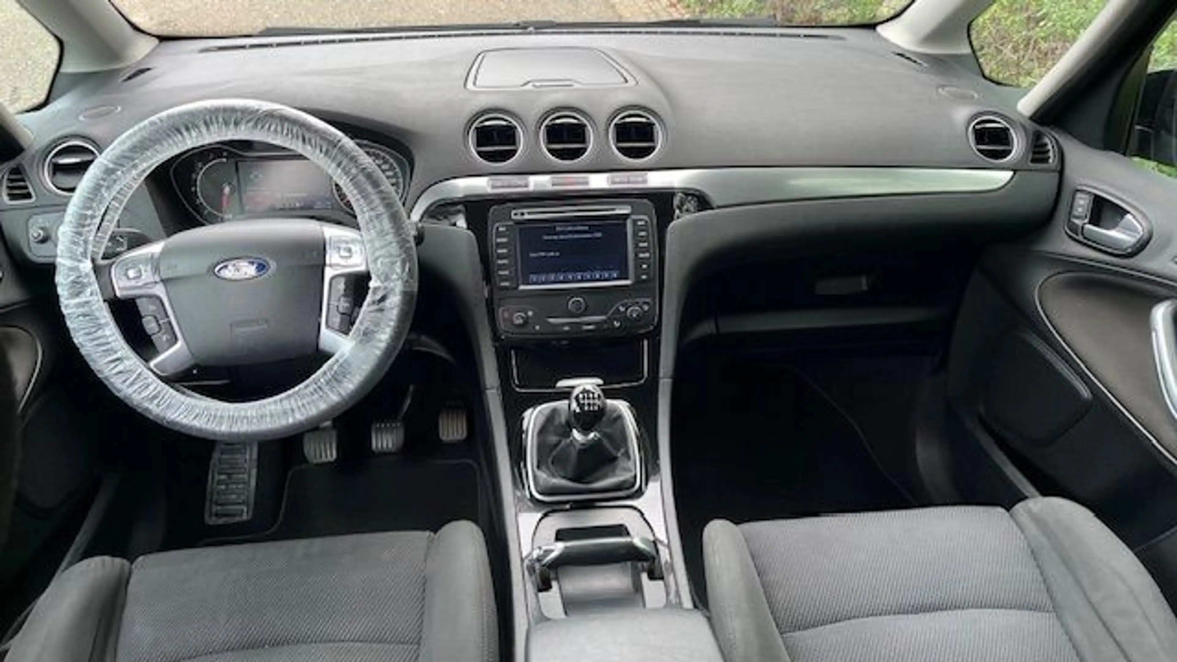 Ford Galaxy 1.6 SCTi Titanium l 7-Persoons — photo 10